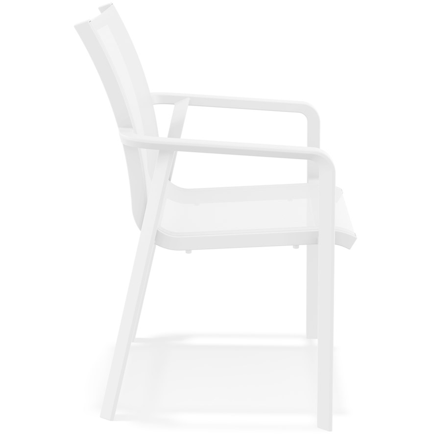 Chaise de jardin avec accoudoirs 'CINDY' en matière plastique blanche empilable vue3