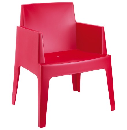 Chaise design 'PLEMO' rouge en matière plastique