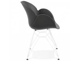 Chaise moderne 'FIDJI' noire avec pieds en métal blanc