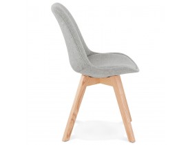 Chaise scandinave 'WILLY' en tissu gris avec pieds en bois finition naturelle