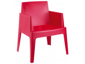 Chaise design 'PLEMO' rouge en matière plastique