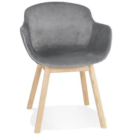 Grijze fluwelen stoel 'FRIDA' met armleuningen en poten van natuurlijk hout