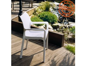 Design terrasstoel 'VIVA' uit witte kunststof