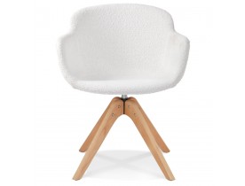 Scandinavische stoel met armleuningen 'DESMA' van witte boucléstof en natuurlijk hout