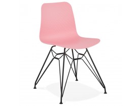 Design stoel 'GAUDY' roze industriële stijl met zwart metalen voet