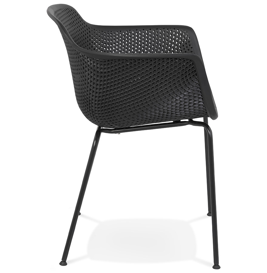 Chaise avec accoudoirs perforée 'DRAK' noire intérieure / extérieure vue3