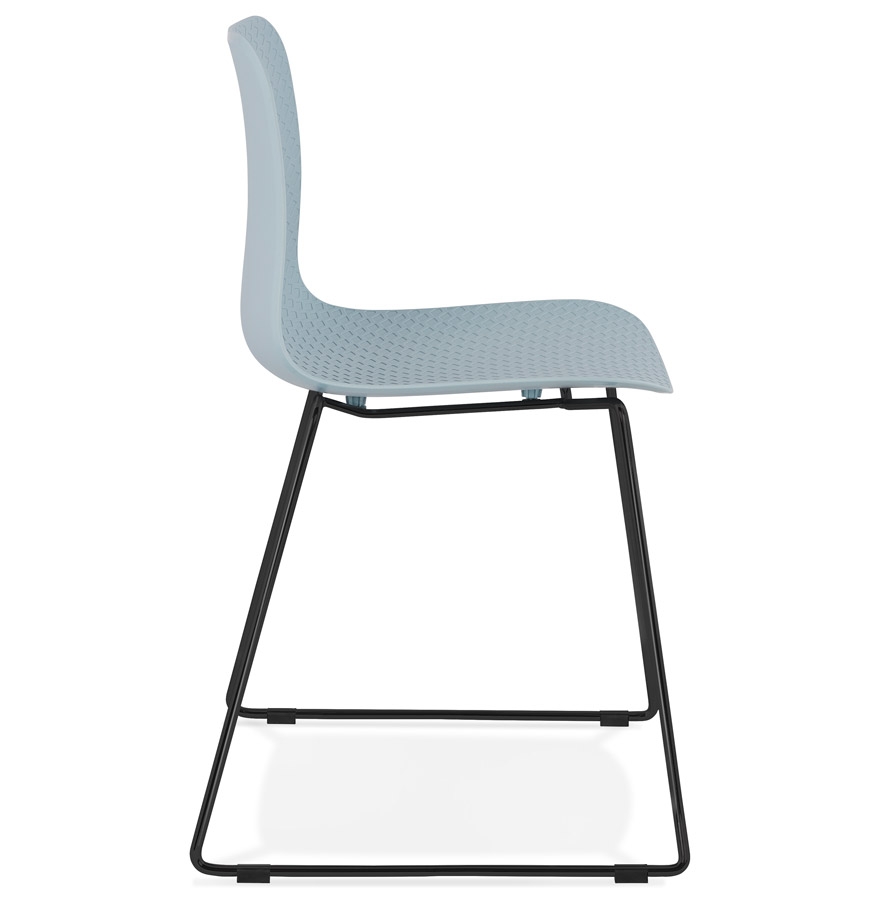 Chaise moderne 'EXPO' bleue avec pieds en métal noir vue3