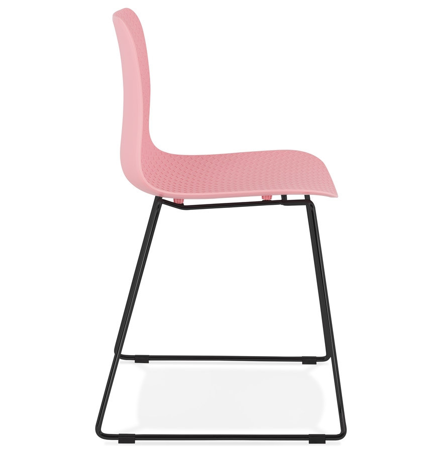 Chaise moderne ´EXPO´ rose avec pieds en métal noir