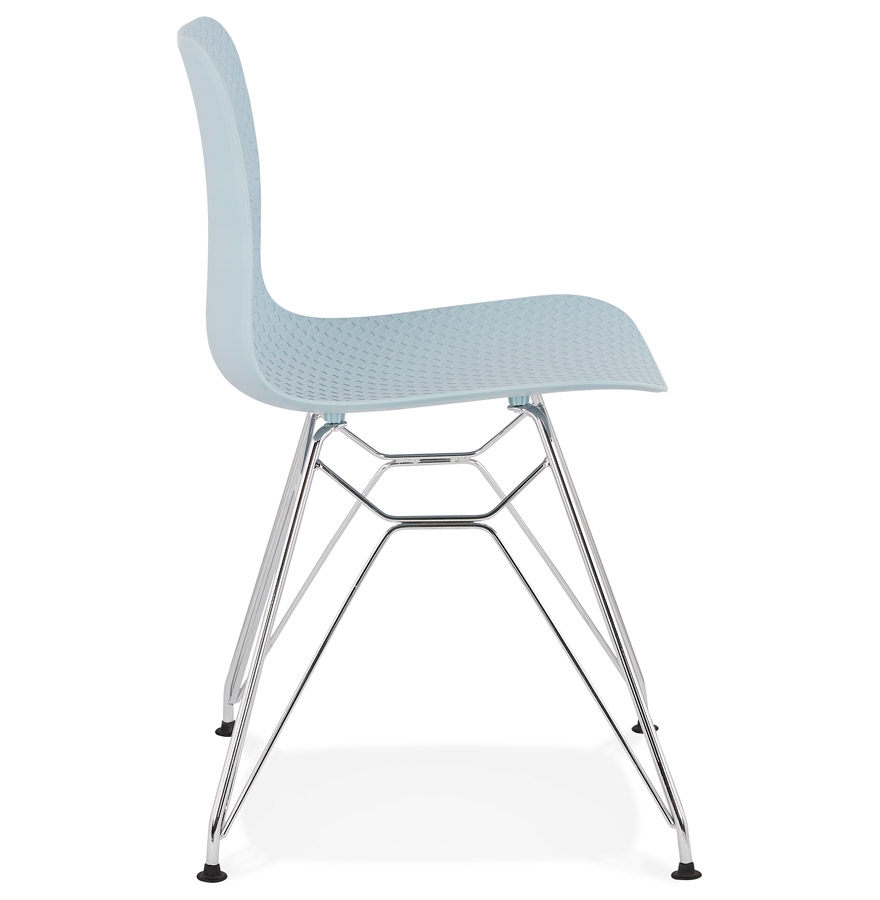 Chaise design ´GAUDY´ bleue avec pied en métal chromé