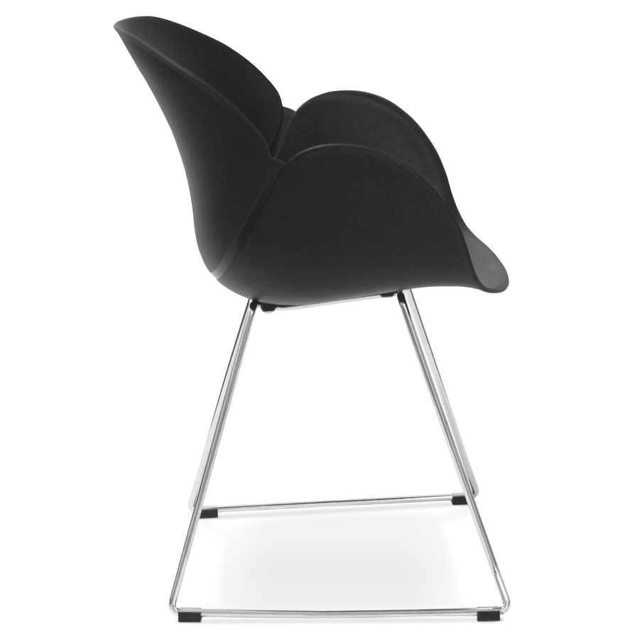 Chaise design 'NEGO' noire en matière plastique vue3