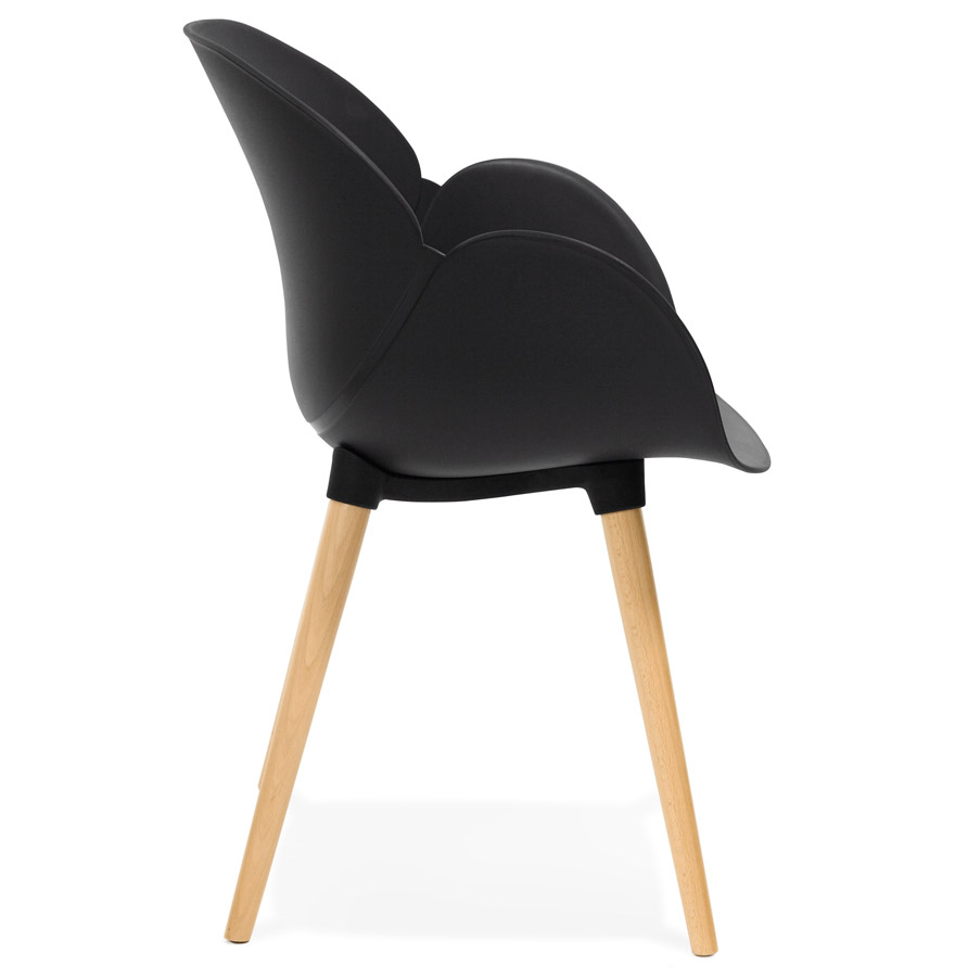 Chaise design scandinave ´PICATA´ noire avec pieds en bois